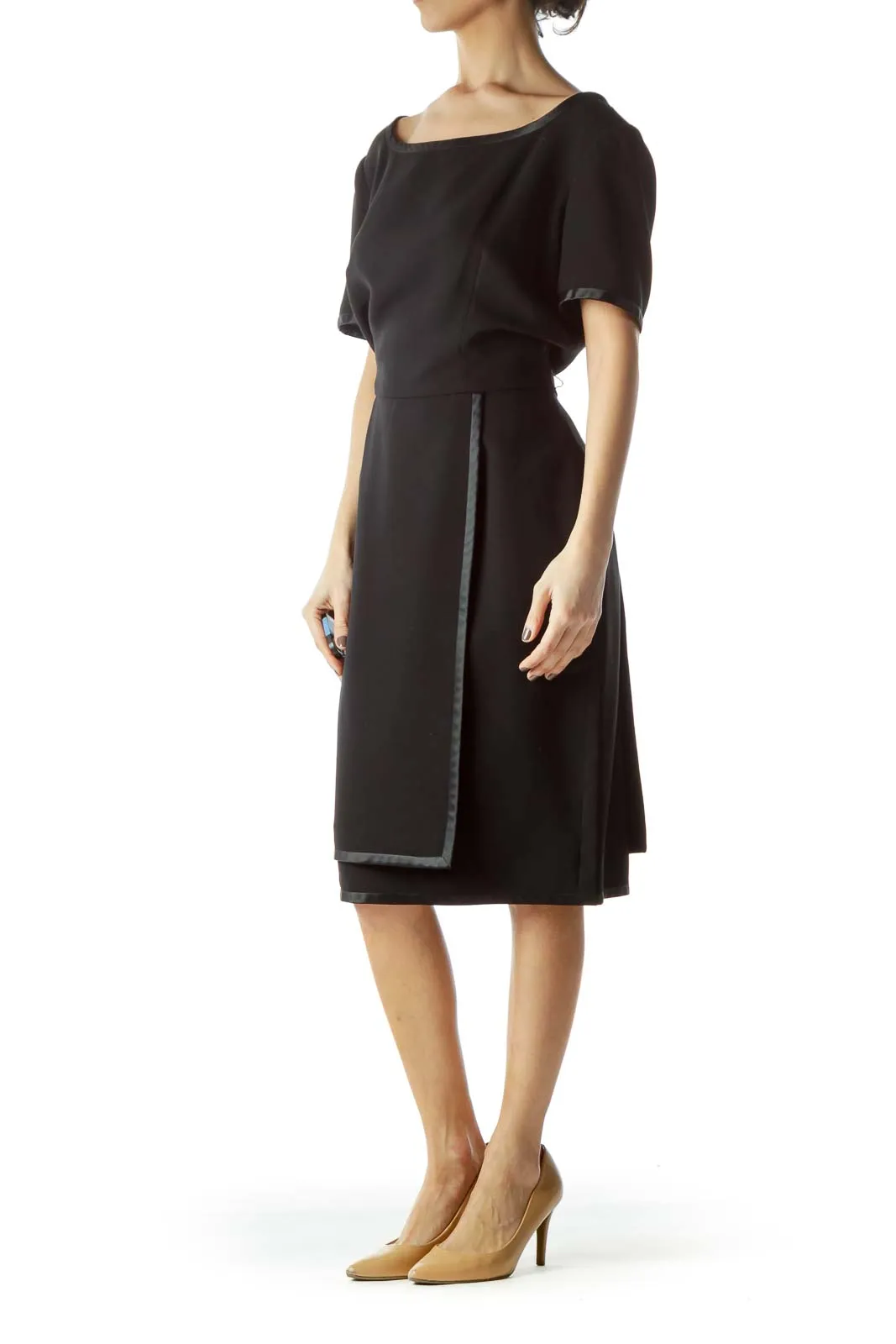 Black Elegant Short-Sleeve Cocktail Dress