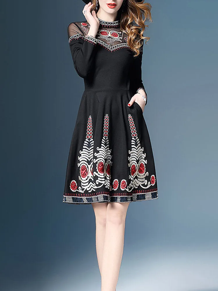 Elegant Embroidery Lace Patchwork Dresses