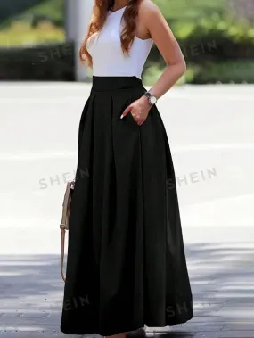 High waisted pleated maxi skirt in black