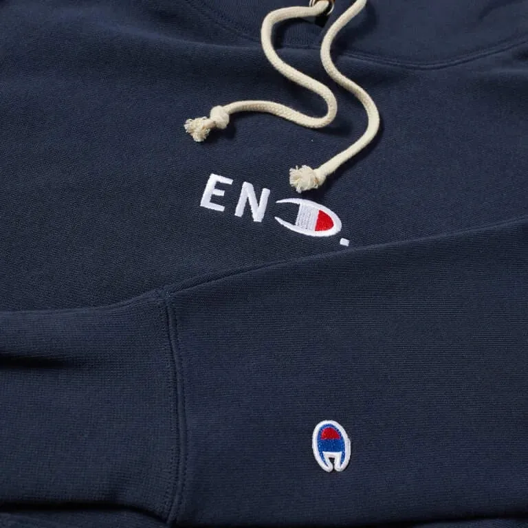 Hoodie END. x Champion Reverse Weave, dark blue