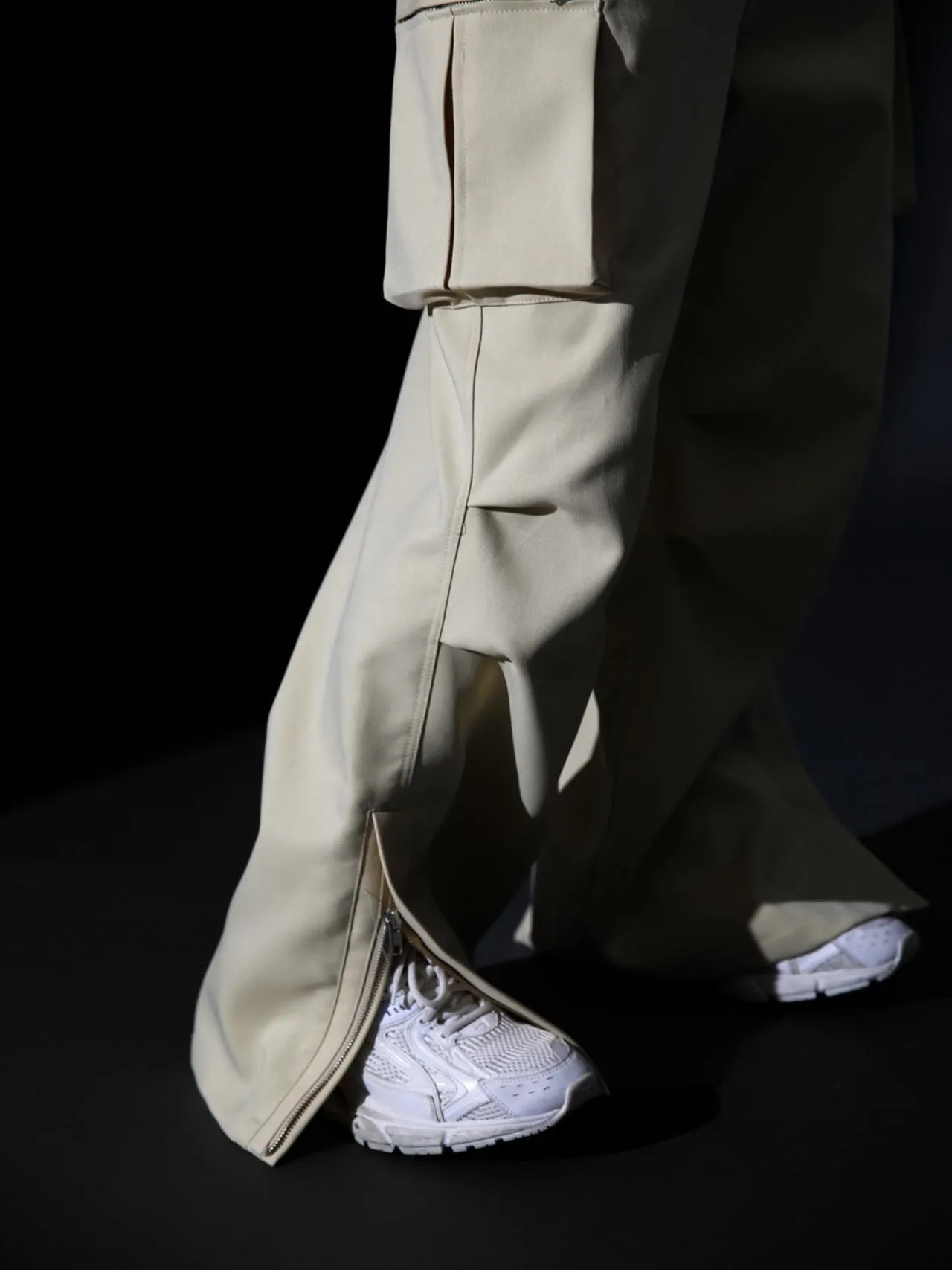 LUXE HEAVY TEXTURE WIDE CARGO PANTS