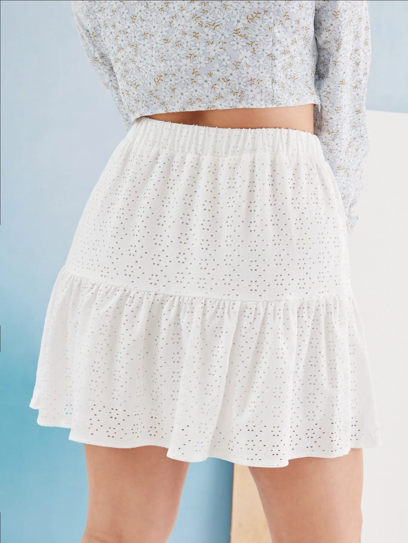 Plain Eyelet Embroidery Short Plus Size Skirt