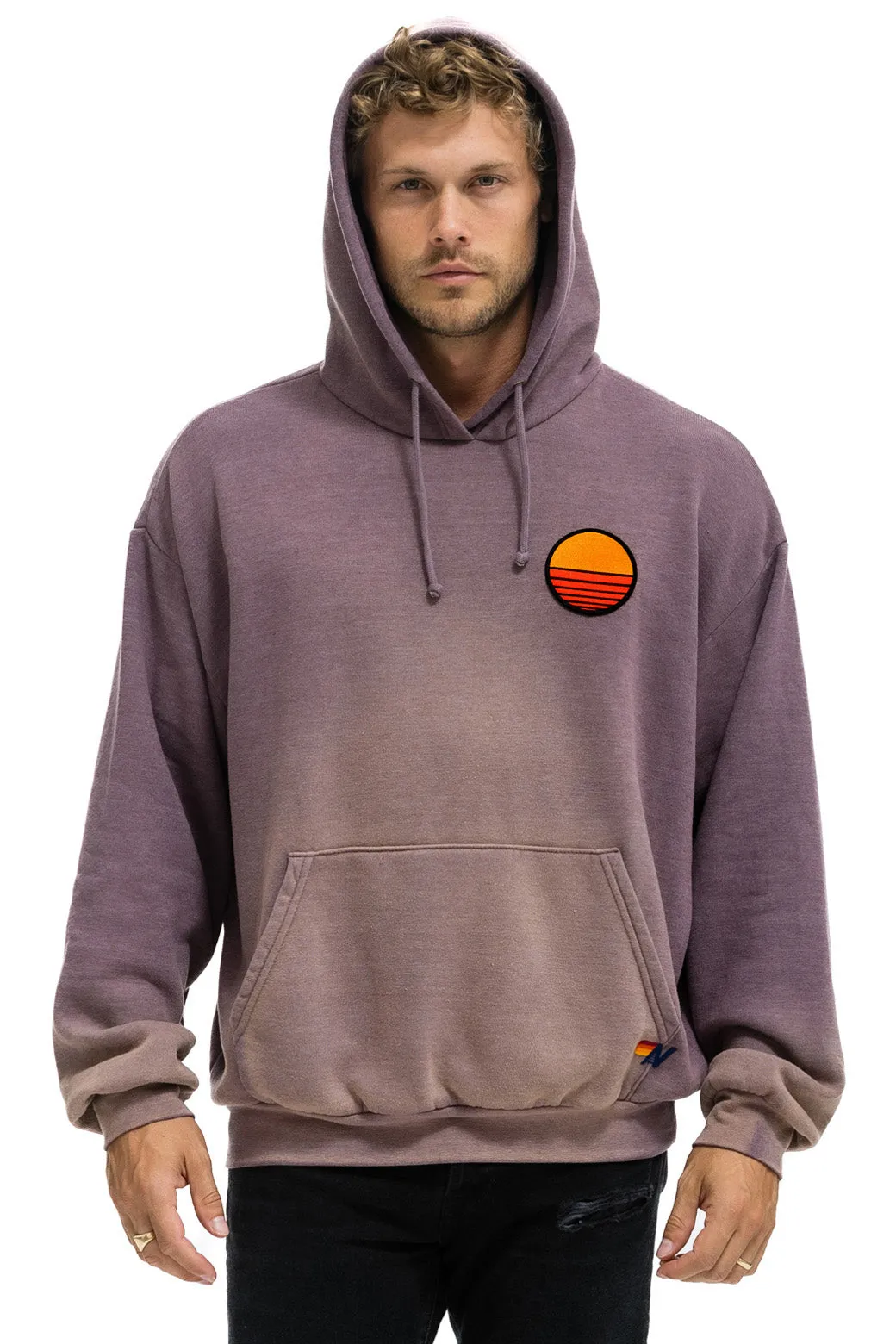 SUNSET PATCH PULLOVER RELAXED HOODIE - FADED MOCHA