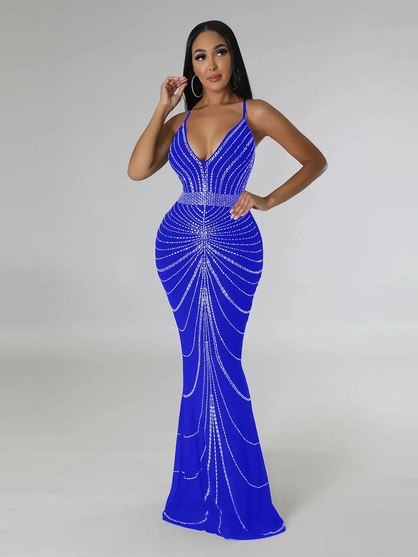 Women's Evening Long Sequin Hot Diamond  Strap Leaky Back Mermaid Formal  Elegant And Luxurious Dress.