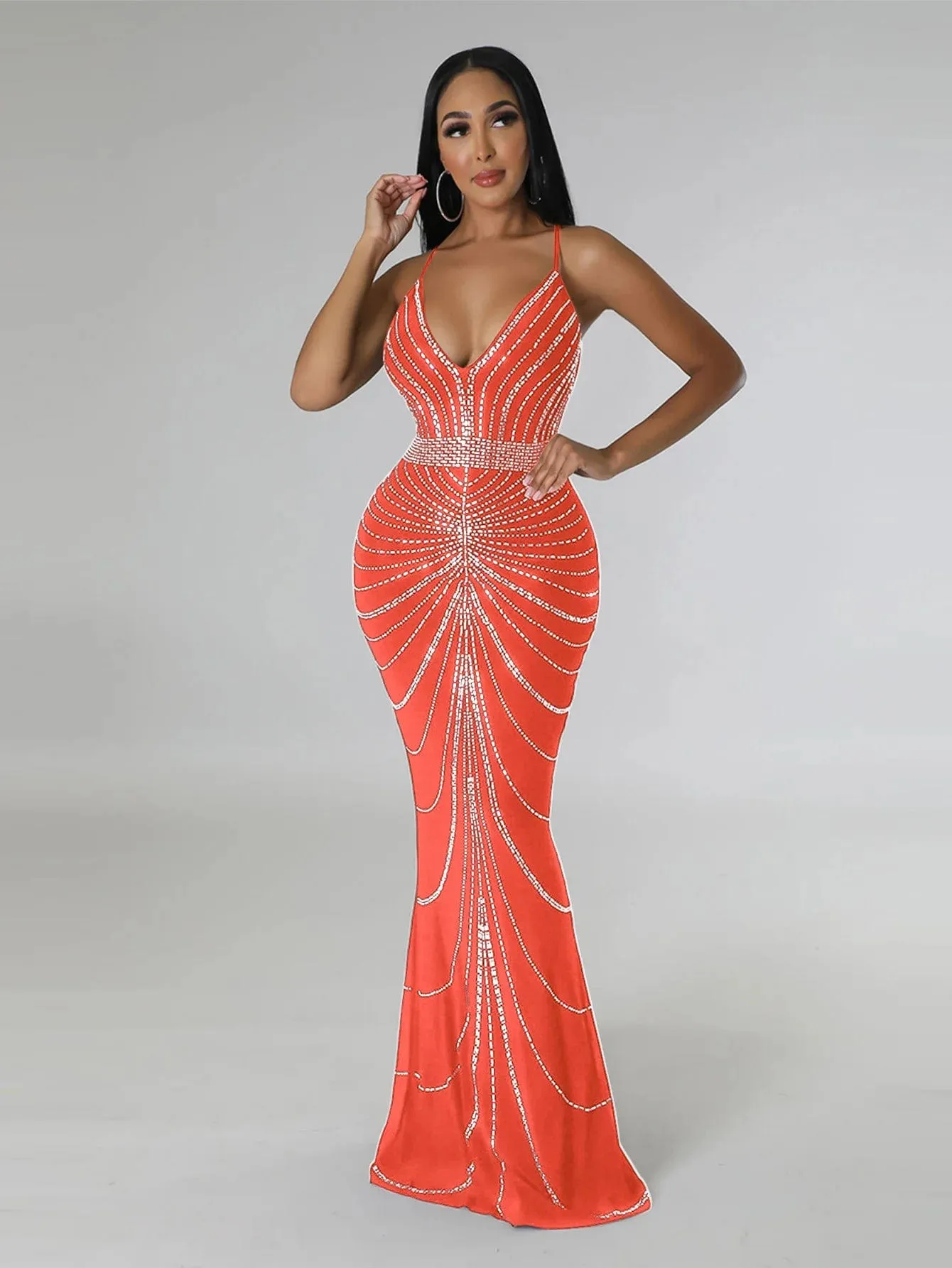 Women's Evening Long Sequin Hot Diamond  Strap Leaky Back Mermaid Formal  Elegant And Luxurious Dress.