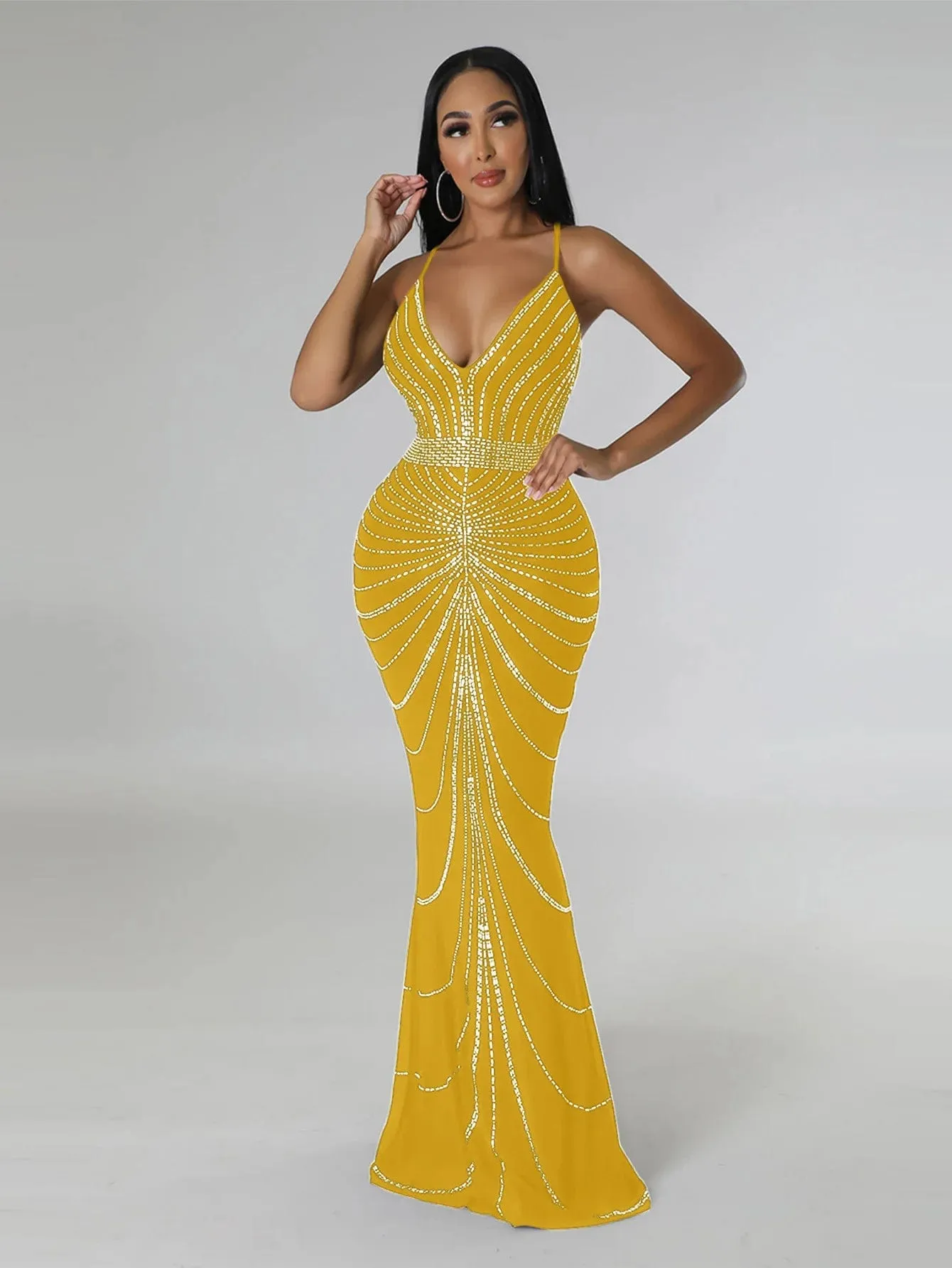 Women's Evening Long Sequin Hot Diamond  Strap Leaky Back Mermaid Formal  Elegant And Luxurious Dress.