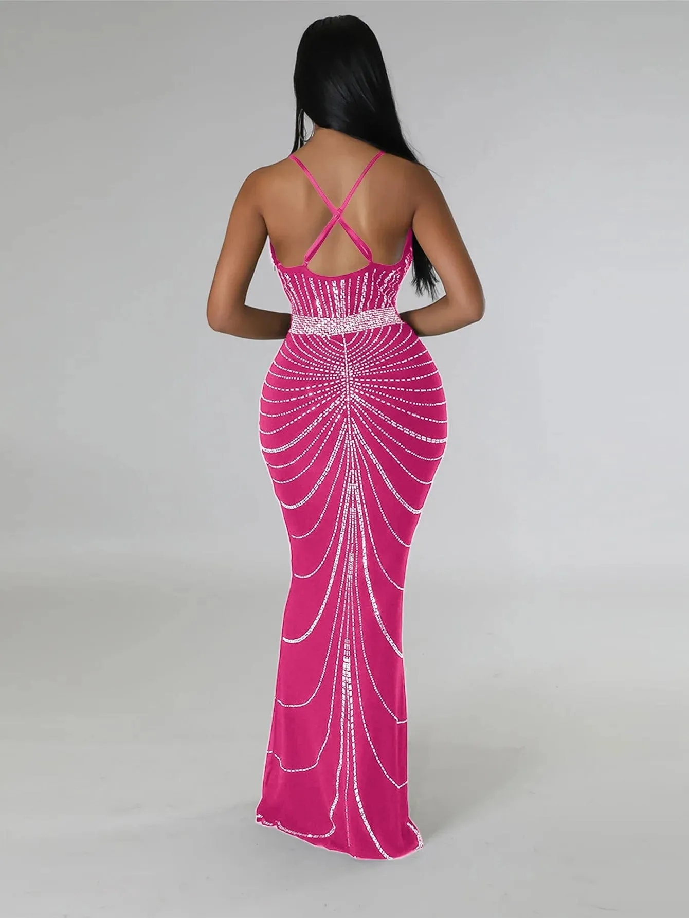 Women's Evening Long Sequin Hot Diamond  Strap Leaky Back Mermaid Formal  Elegant And Luxurious Dress.