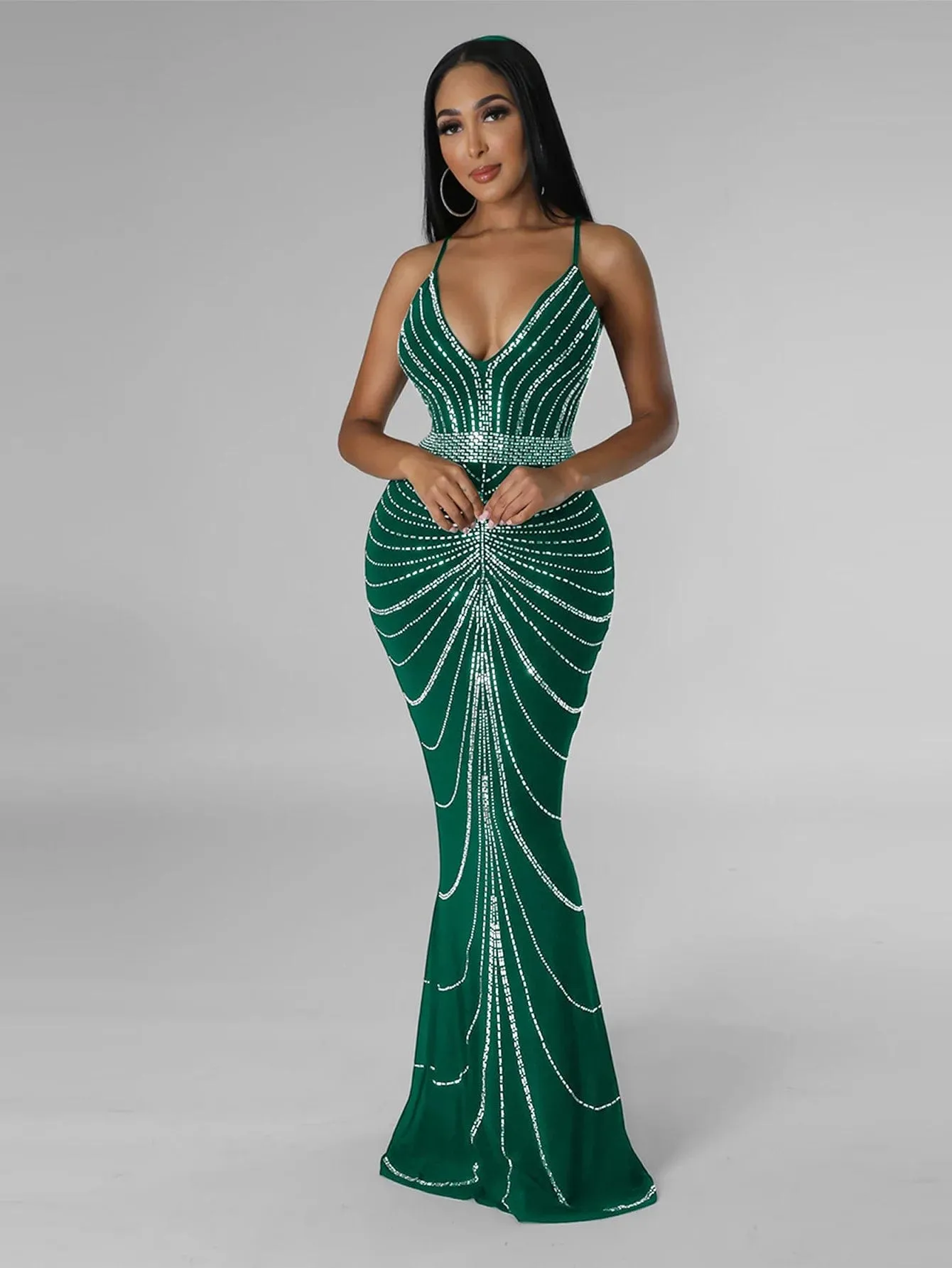 Women's Evening Long Sequin Hot Diamond  Strap Leaky Back Mermaid Formal  Elegant And Luxurious Dress.